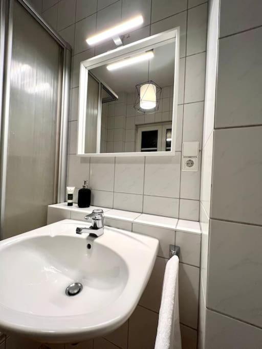 Stadtoase Design Wohnung In Der Altstadt Von Koblenz Koblenz  Bagian luar foto