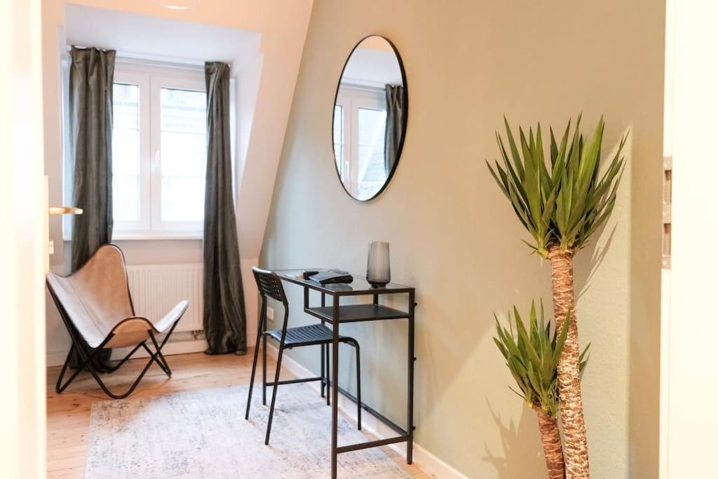 Stadtoase Design Wohnung In Der Altstadt Von Koblenz Koblenz  Bagian luar foto